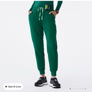 Hunter Green Women's Jogger Scrub Pants: FIGS